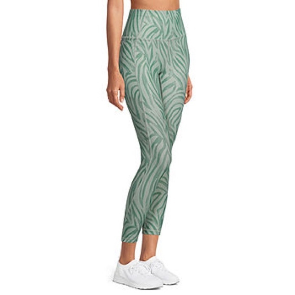 6. Xersion Womens High Rise Quick Dry 7/8 Ankle Leggings - Picture 3 of 6